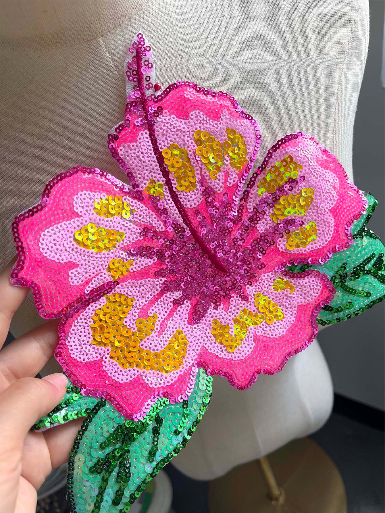 1 Piece 26CM Shining Pink Sequ - Applique Patch Flower ulasan dan harga